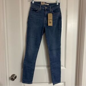 NWT Levi's Women's High Rise Skinny Jeans